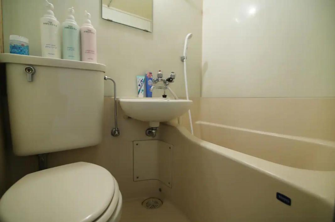 Kb House Shinjuku Double Room Free Poket Wifi! Tokio Zewnętrze zdjęcie