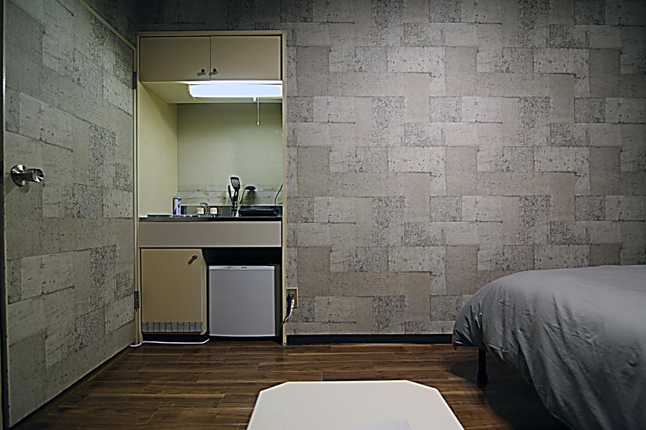 Kb House Shinjuku Double Room Free Poket Wifi! Tokio Zewnętrze zdjęcie